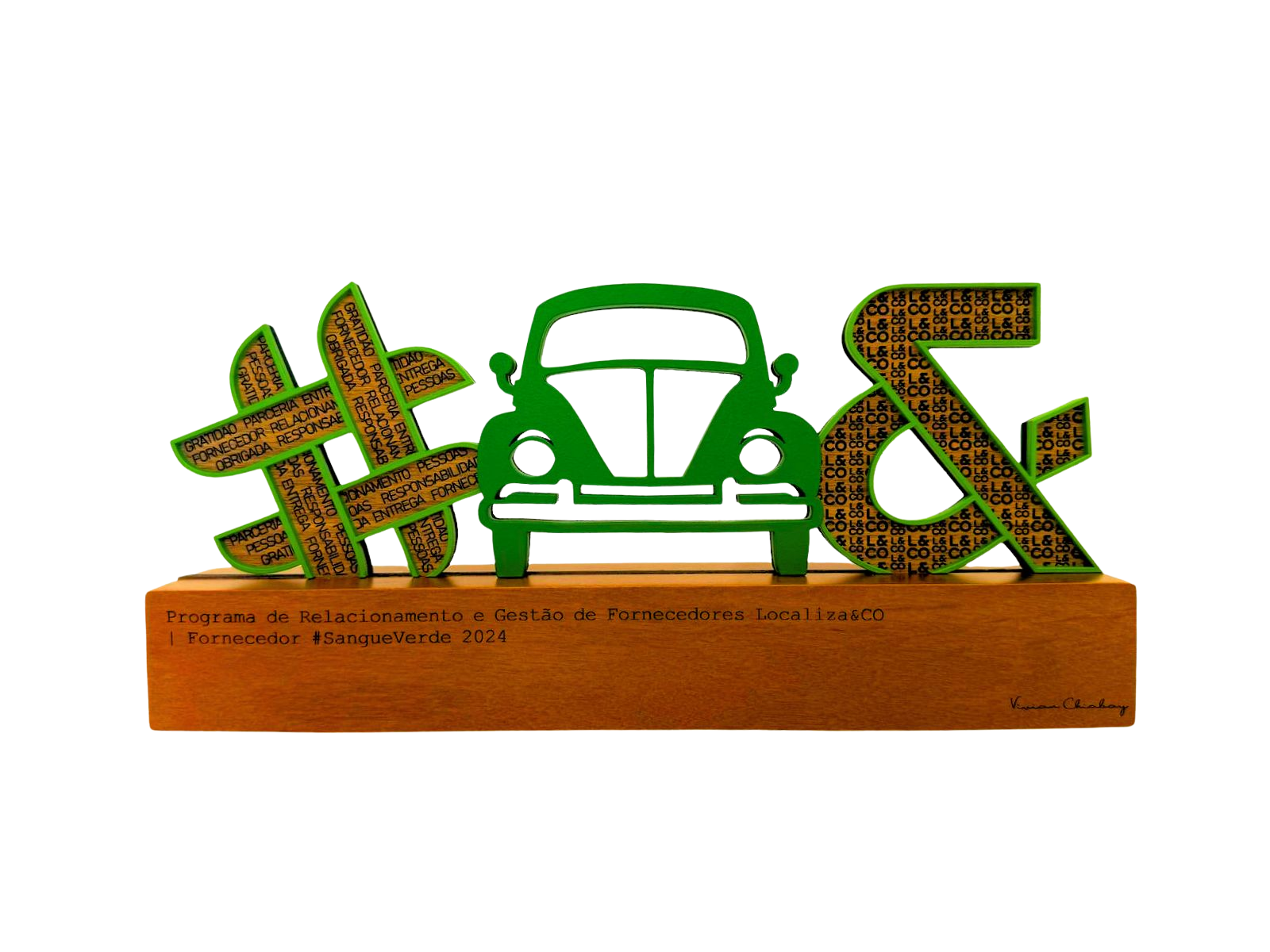 Troféu Melhores Fornecedores Petrobras verde com base marrom